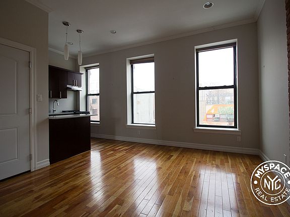 2nd image of 82 Lexington Ave #3