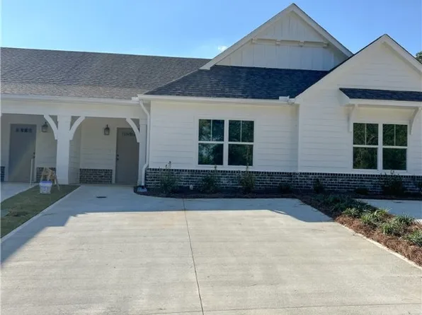 399 Morris Ave #B2, Opelika, AL 36801