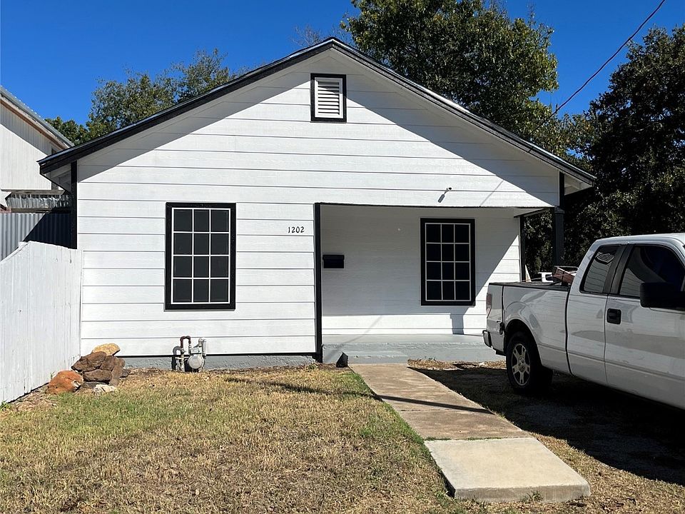 1st image of 1202 Gould Ave