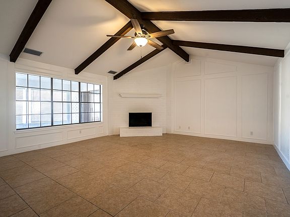 3rd image of 4637 Orchid Ln