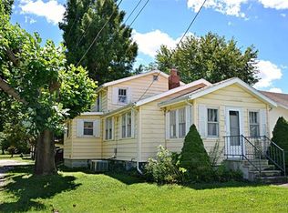 1202 W South St, Vandalia, IL 62471