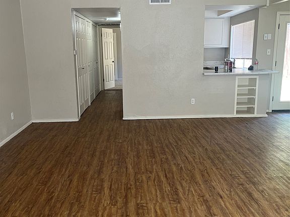 3rd image of 2609 San Sabastian Cir