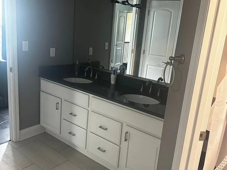 3911 Lonsdale St — Photo 18