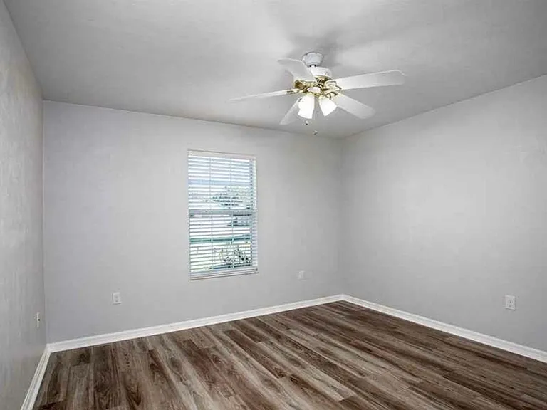 1029 NW 90th Dr — Photo 15
