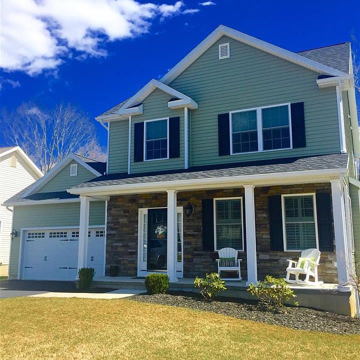 1st image of 13 Forestbrook Dr