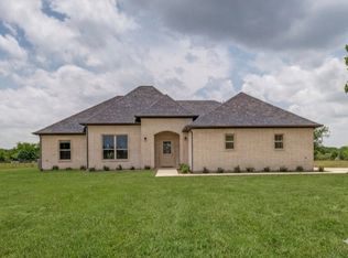 3712 County Road 1102, Celeste, TX 75423