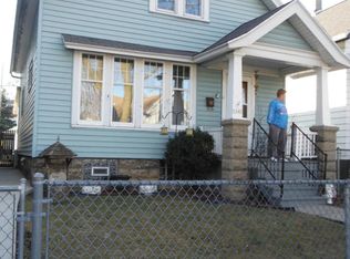 1245 S 20th St, Milwaukee, WI 53204