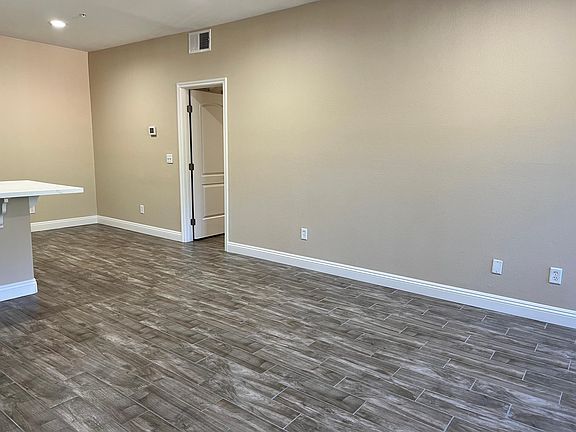 4th image of 13133 Le Parc Blvd #707