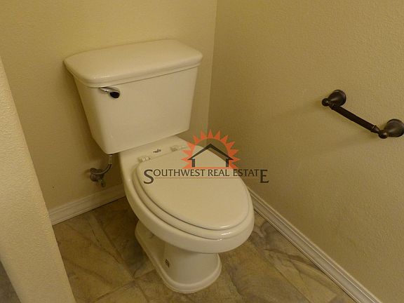 4th image of 1320 Ash St #1320