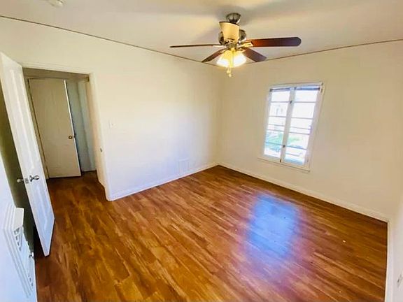 5th image of 220 S Poinsettia Pl #220