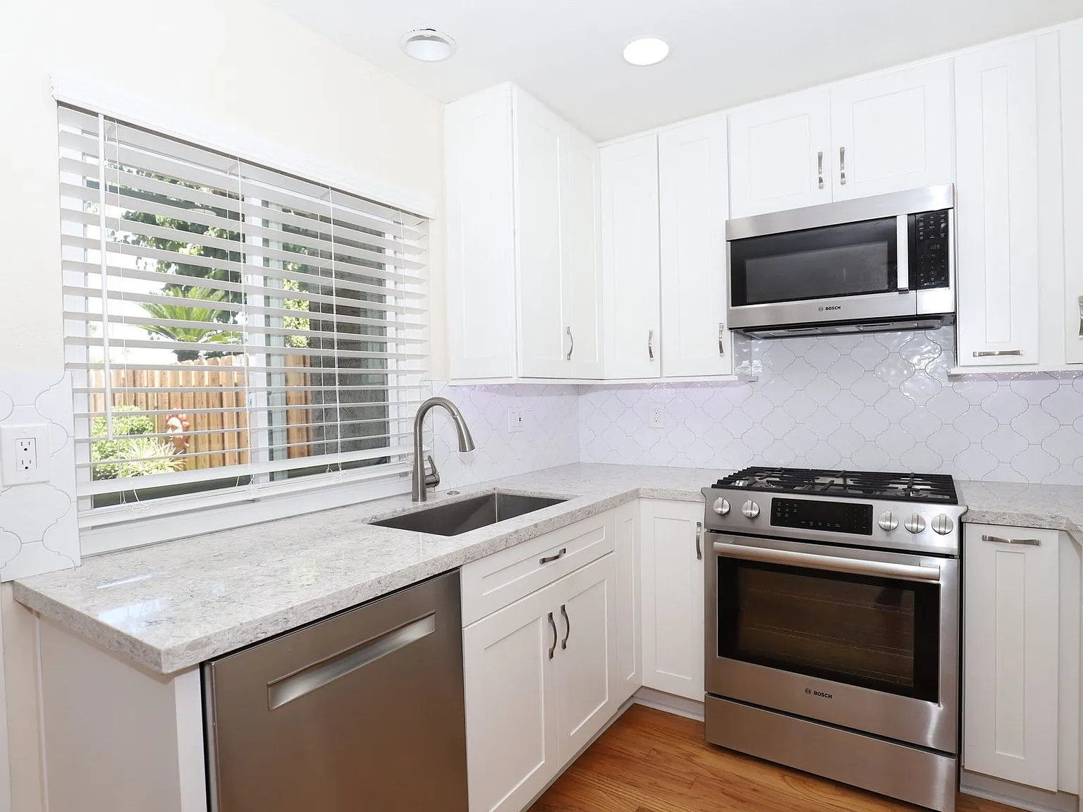 1671 Tustin Ave #C2 — Photo 3