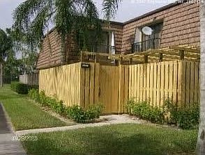 1st image of 1906 19th Ln #C