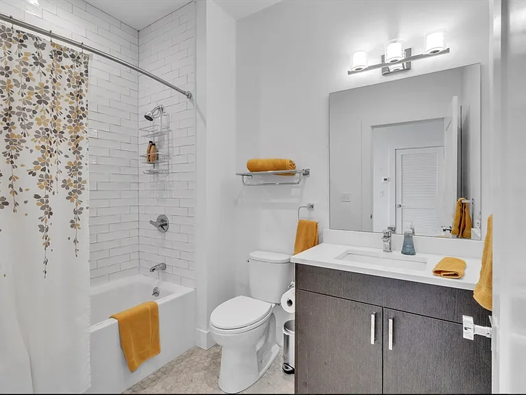232 Old Colony Ave #504 — Photo 15