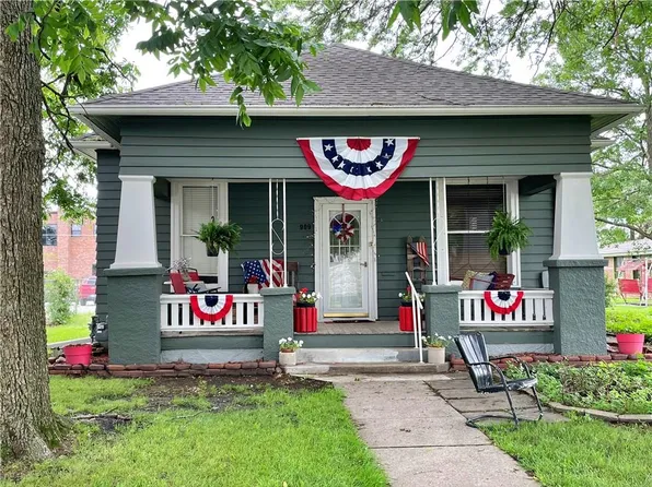 909 N Locust St, Pittsburg, KS 66762