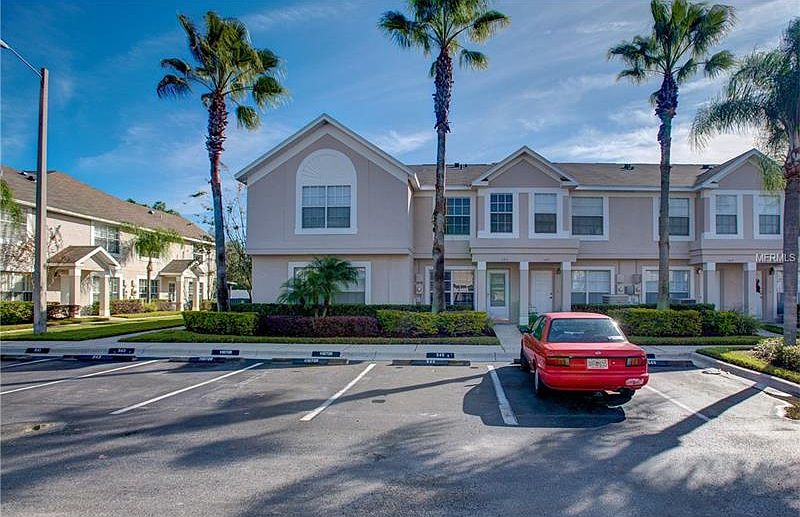 1st image of 545 Kensington Lake Cir