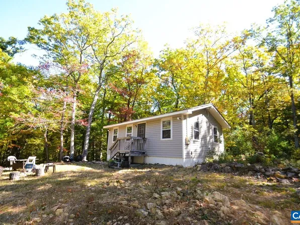 283 Ghost Rdg, Stanardsville, VA 22973