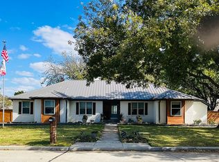 402 Point Royal Dr, Rockwall, TX 75087