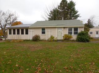 6 Thornton Rd, Bangor, ME 04401