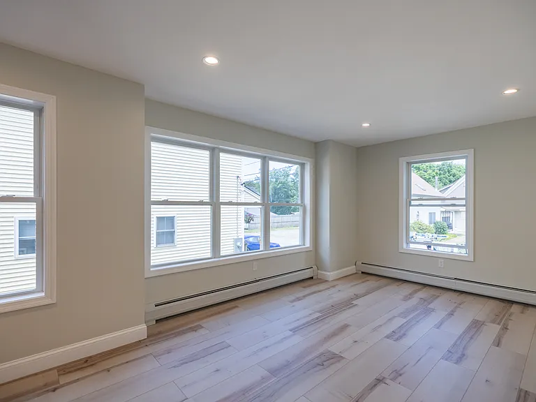 7 Russell Ave #2 — Photo 11