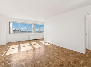 10210 66th Rd APT 20G, Forest Hills, NY 11375