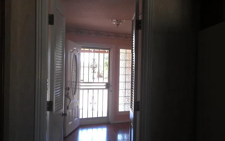 4737 W Laurie Ln — Photo 2
