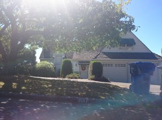 3017 43rd Ave W, Seattle, WA 98199
