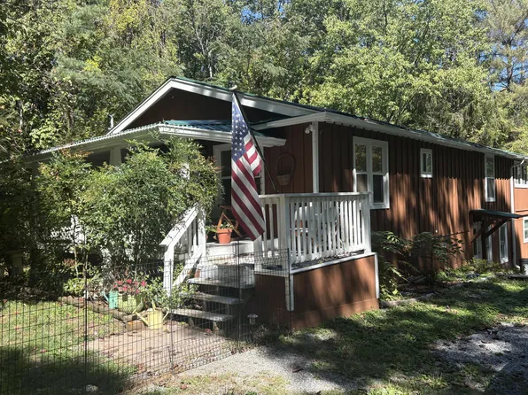 5000 Sawyer Rd, Signal Mountain, TN 37377