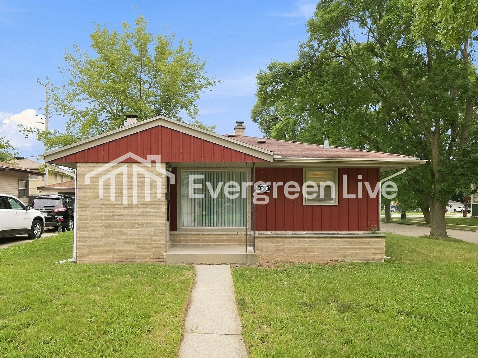 3 bed, 1.5 bath, 1189 sqft, $1,795 — Photo 1