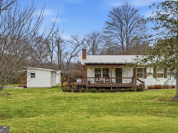3rd image of 21 McIntosh Ln