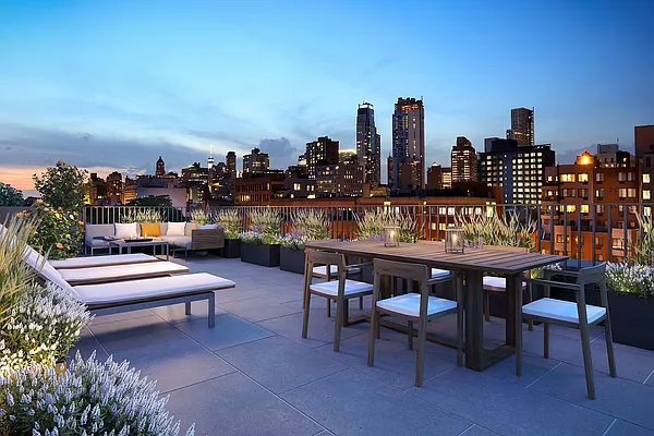 Sold by Stribling | media 22