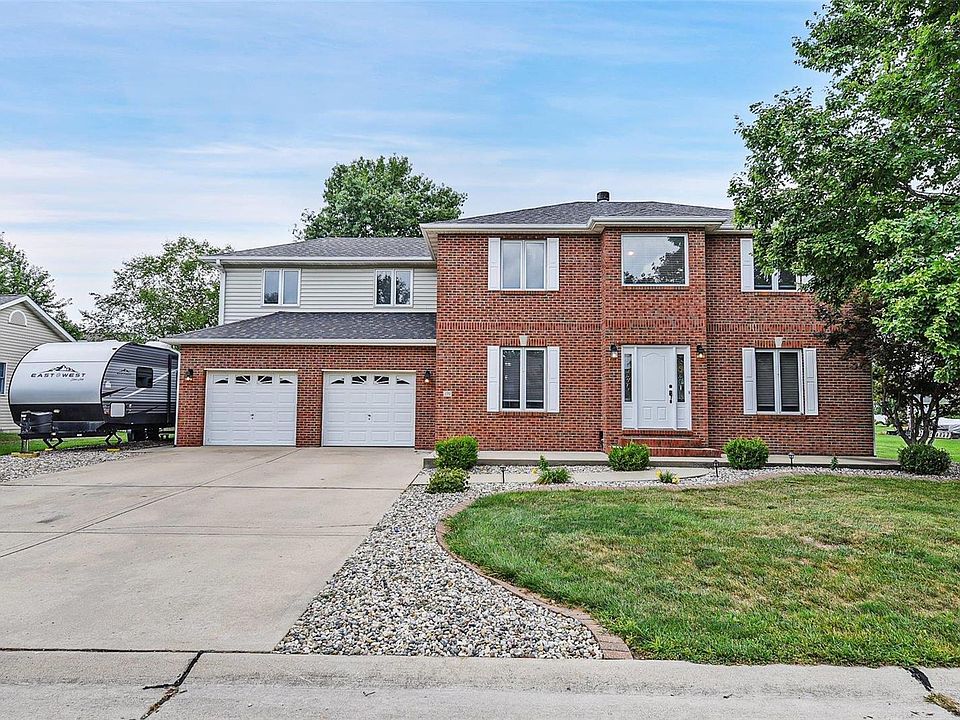 1st image of 270 Courtland Dr
