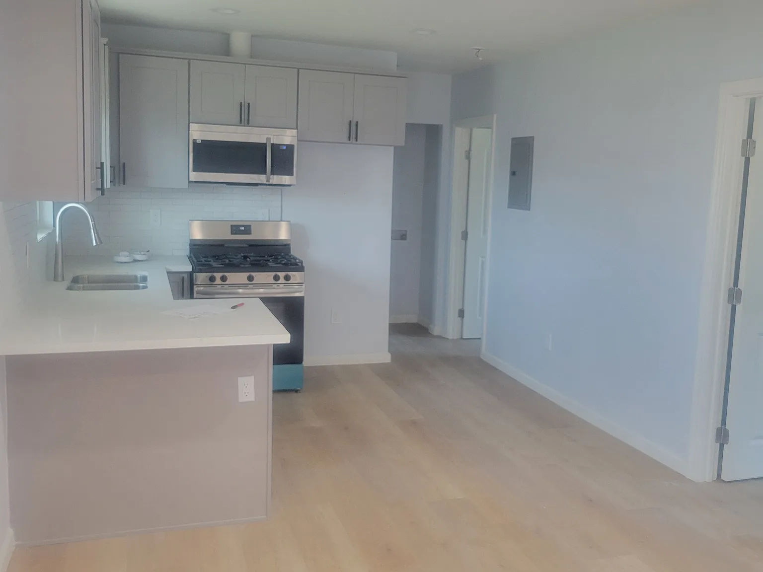 2532 Hauser Blvd — Photo 4