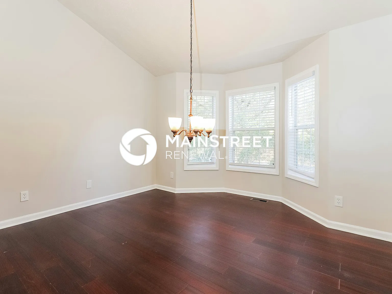 395 Whaleys Lake Dr — Photo 4