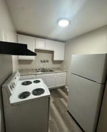 2nd image of 5620 N Main St #106