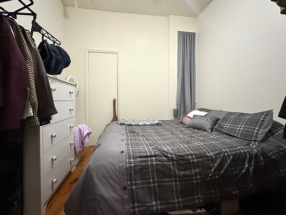 2nd image of 1577 York Ave APT 5B