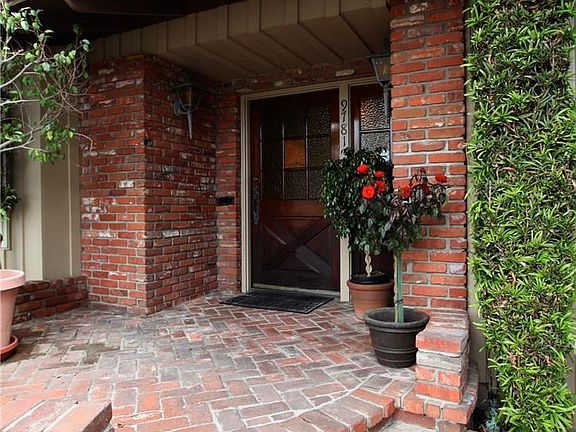 2nd image of 9781 Lenore Dr