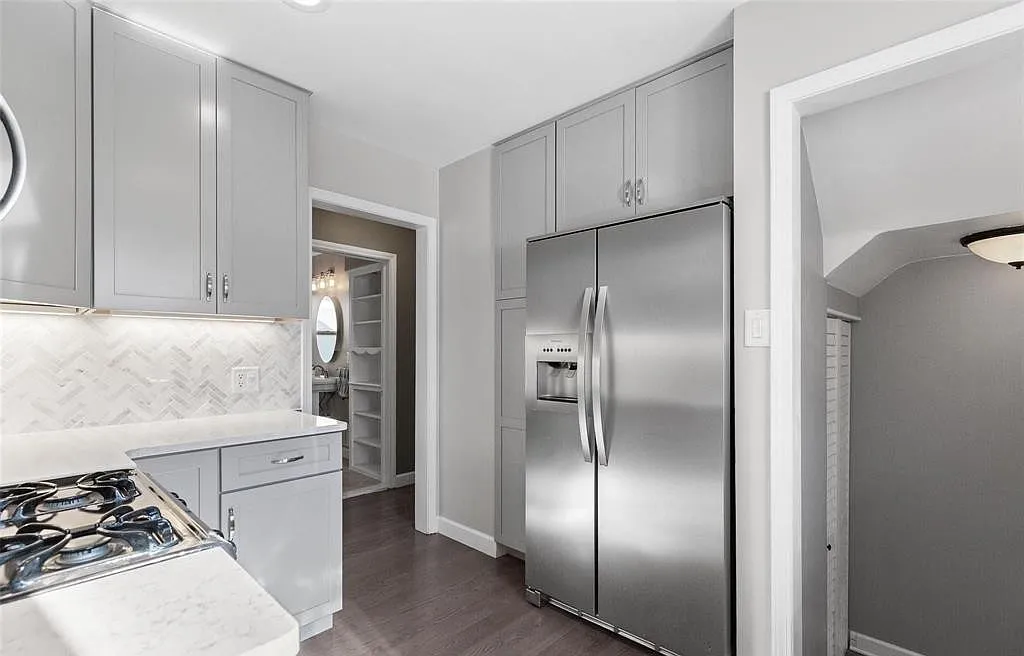4 bed, 1812 sqft, $4,000 — Photo 3
