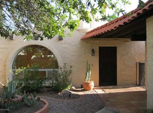 900 W Circulo Napa, Green Valley, AZ 85614