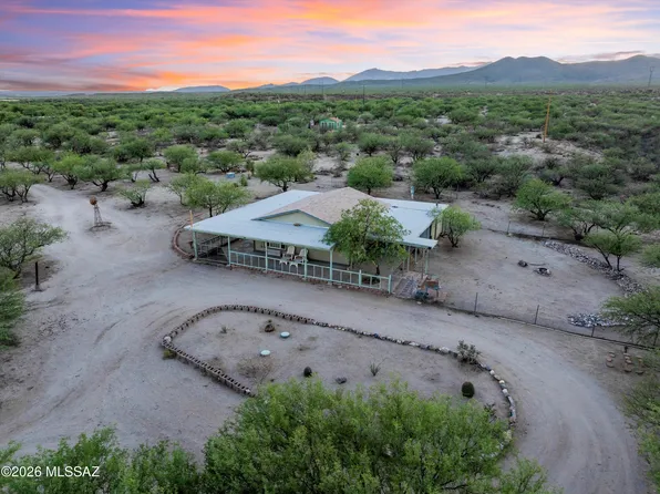 536 W Alamos Ln, Benson, AZ 85602