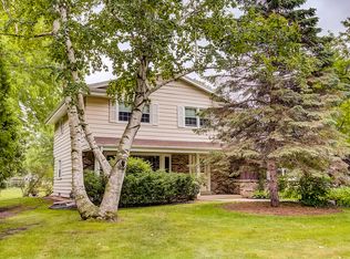 106 N 123rd St, Wauwatosa, WI 53226