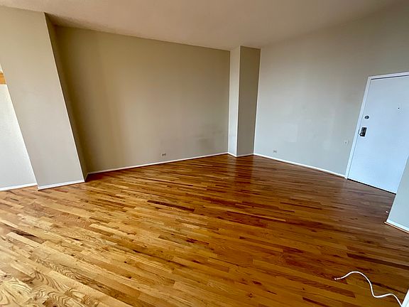 5th image of 600 S Dearborn St APT 1712