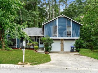 2067 Walden Park Dr, Snellville, GA 30078