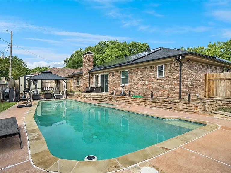 5214 Rustle Leaf Dr — Photo 1