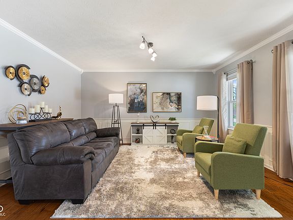4th image of 5851 Grand Ave