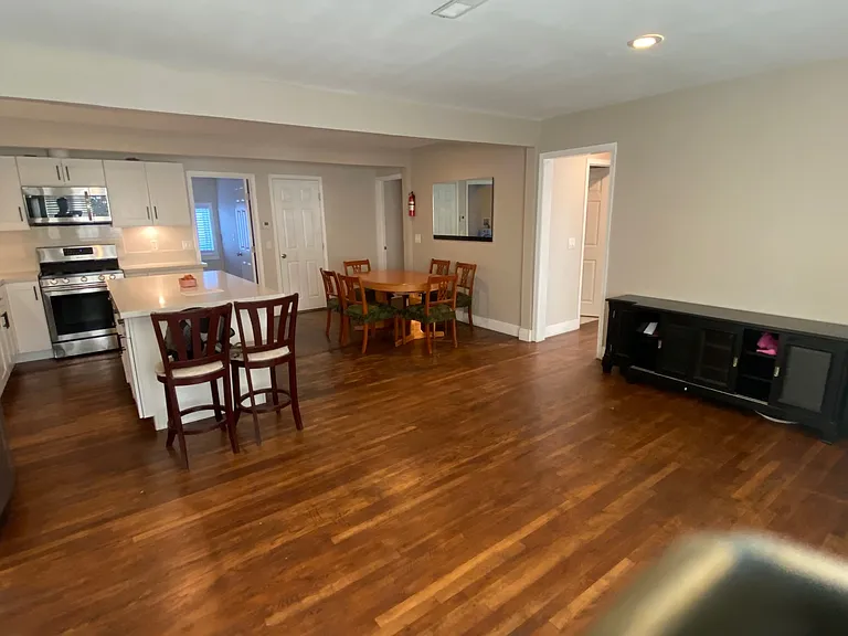 13496 Tolton Ave — Photo 4