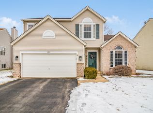 271 Lilac Dr, Romeoville, IL 60446