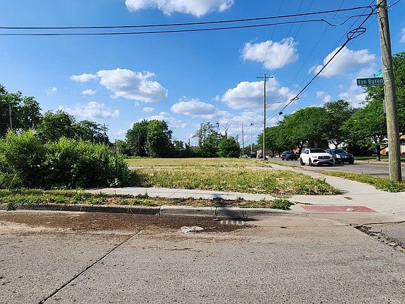 2nd image of 8647 Schaefer Hwy