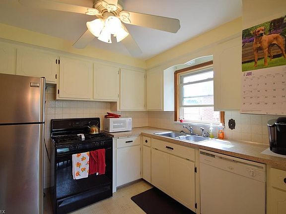 2nd image of 6395 Monmouth Dr