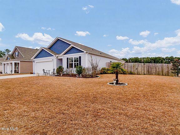 3rd image of 9128 Oak Grove Court NE