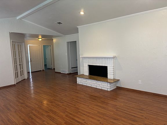 3rd image of 4184 Driscoll Dr